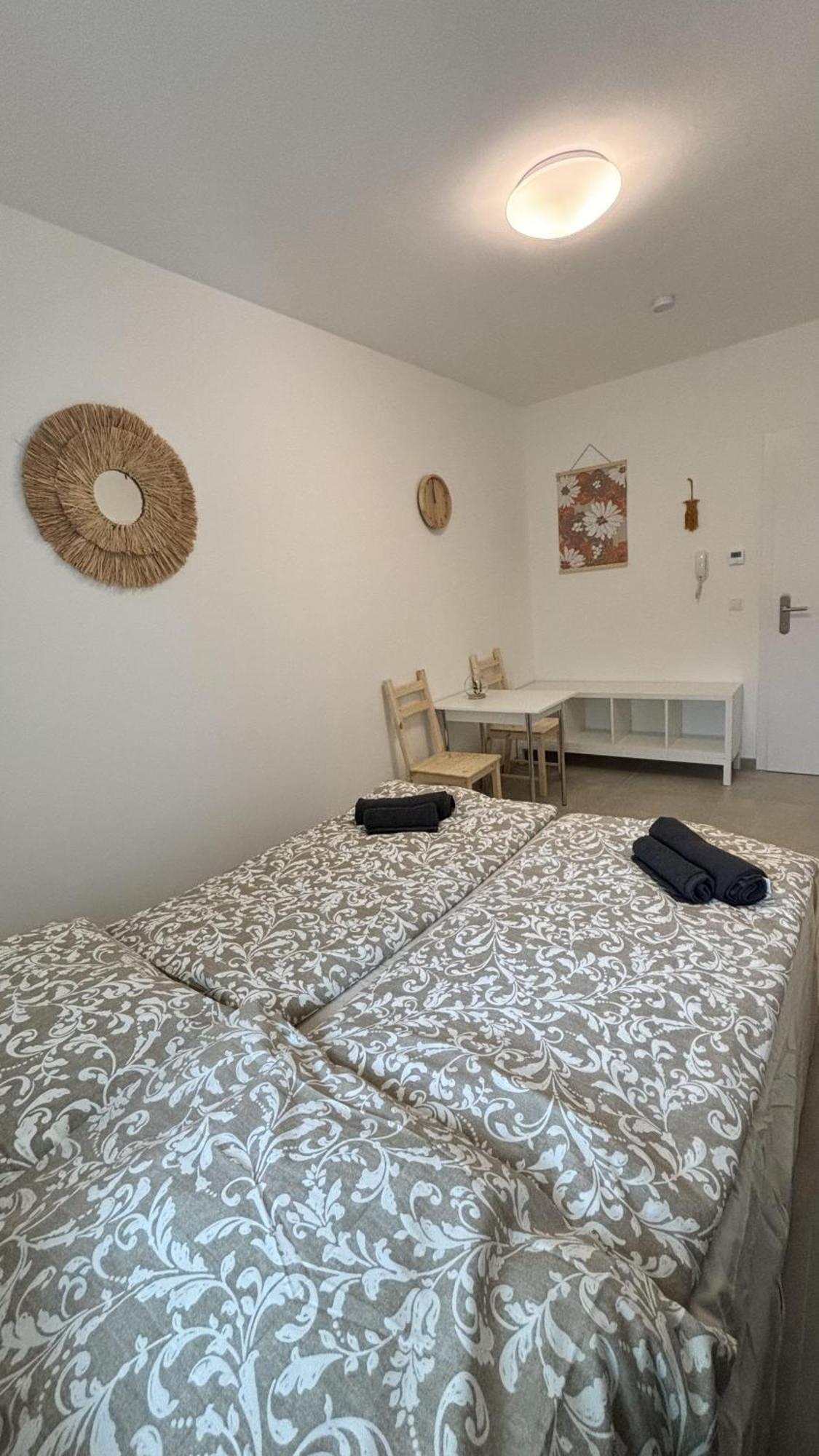 Langenzersdorf Apartment Bagian luar foto