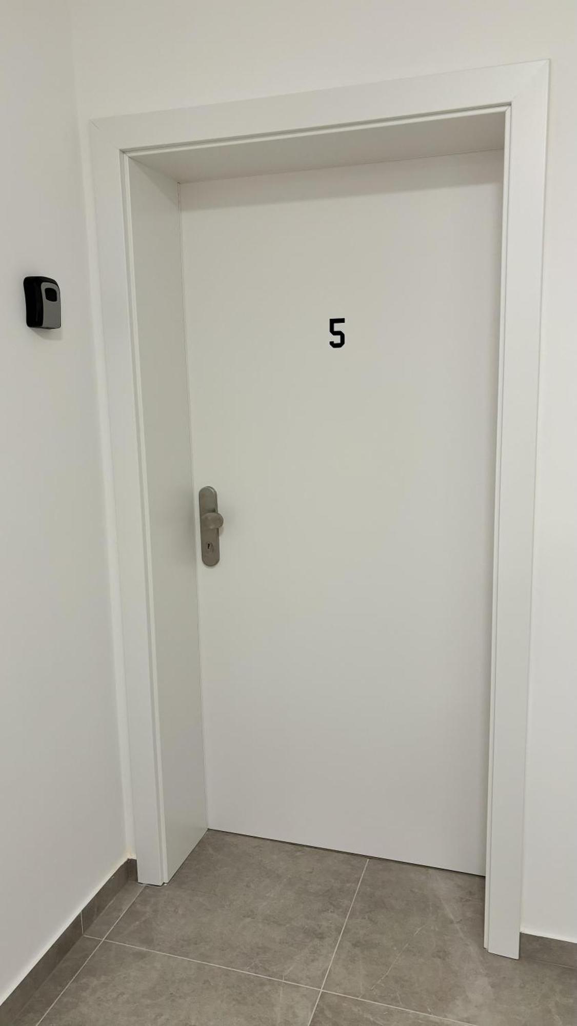 Langenzersdorf Apartment Bagian luar foto